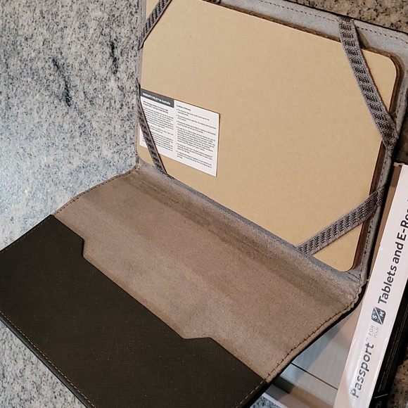 Griffin Mini Tablet or E-Reader Protective Cover and Holder - Picture 7 of 9